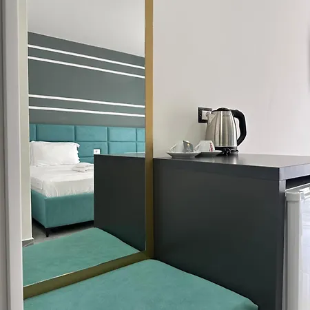 Leodori 3 Hotel
